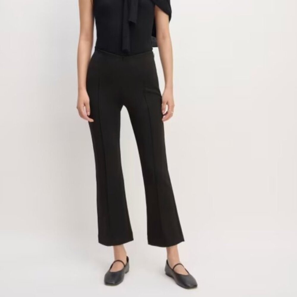 NWT Everlane The Dream Kick Flare Mid Rise Pintuck Knit Pant Black M